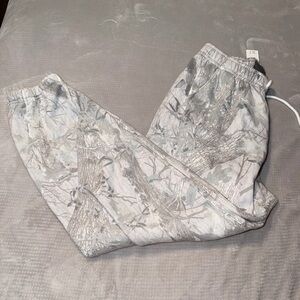Abercrombie & Fitch Light Gray & Pale Green Camo Joggers Medium NWT